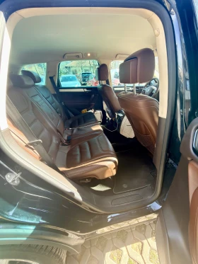 VW Touareg - 13000 € / 25425.79 лв. - 94216019 5