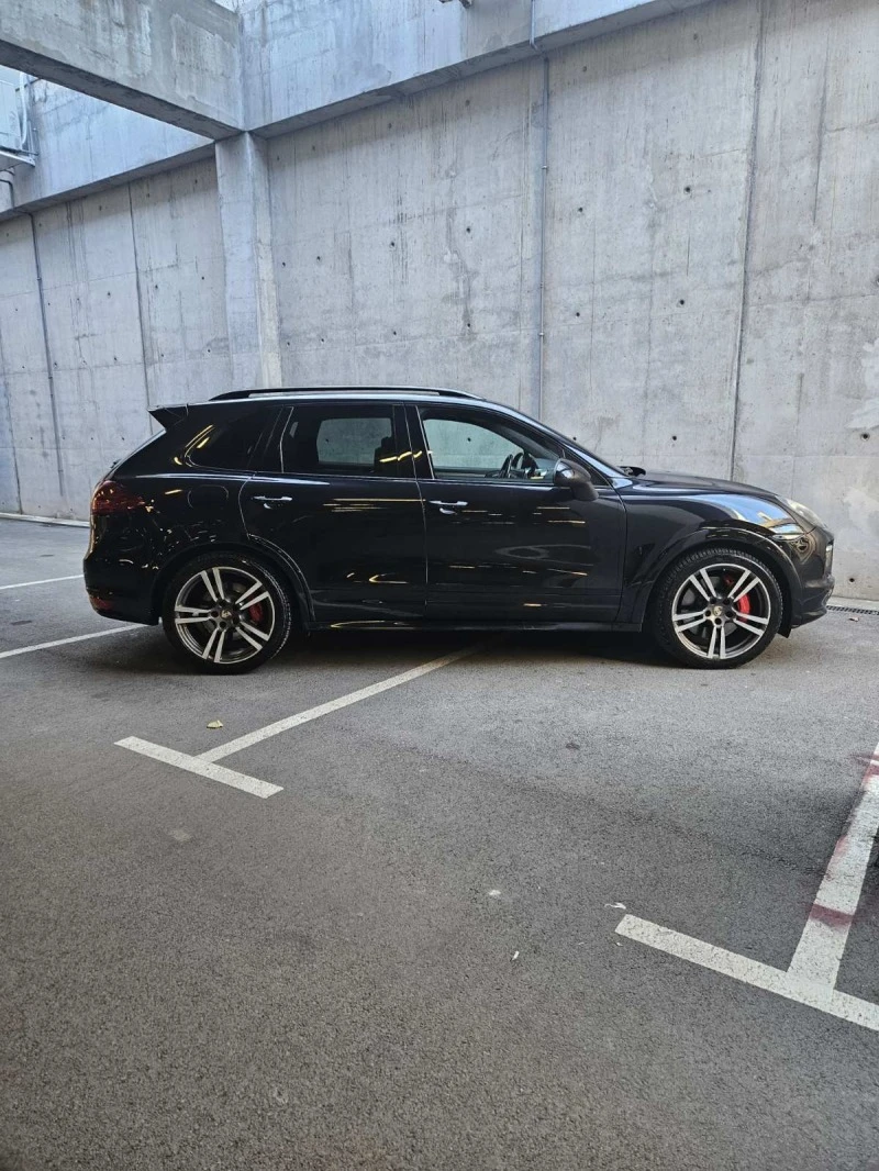 Porsche Cayenne TURBO, снимка 5 - Автомобили и джипове - 47934781