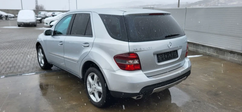 Mercedes-Benz ML 320 Ml320 CDI-224, снимка 3 - Автомобили и джипове - 48638680