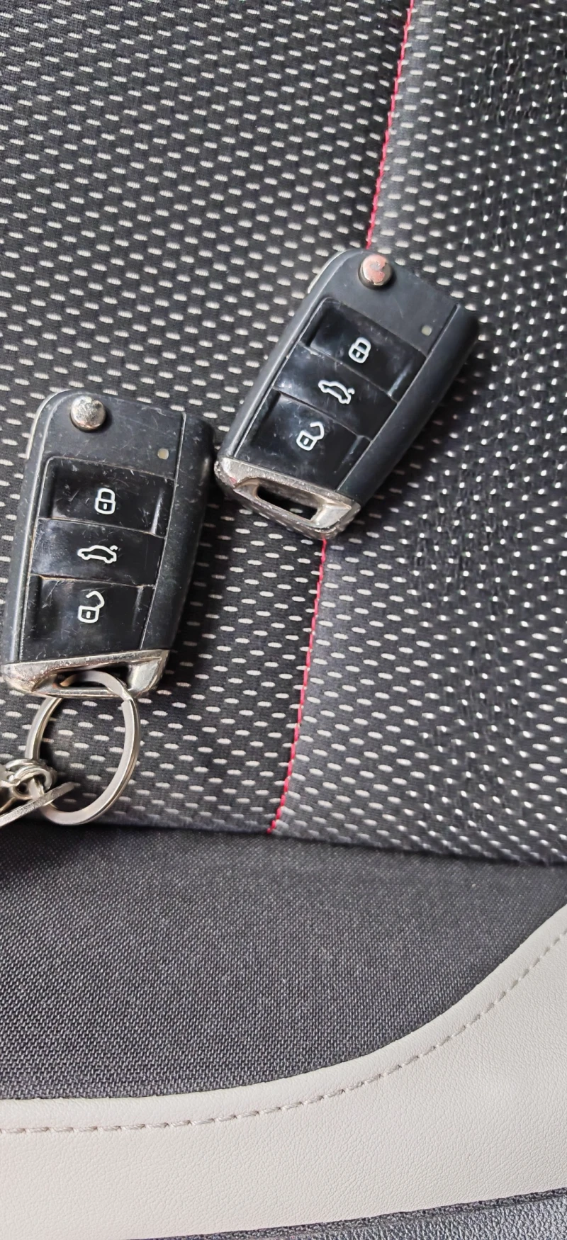 VW T-Roc 2.0TDI, снимка 12 - Автомобили и джипове - 52502642