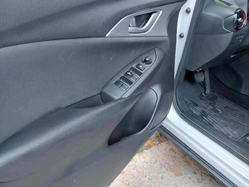 Mazda CX-3 2.0 SKYACTIV, снимка 14 - Автомобили и джипове - 52976234