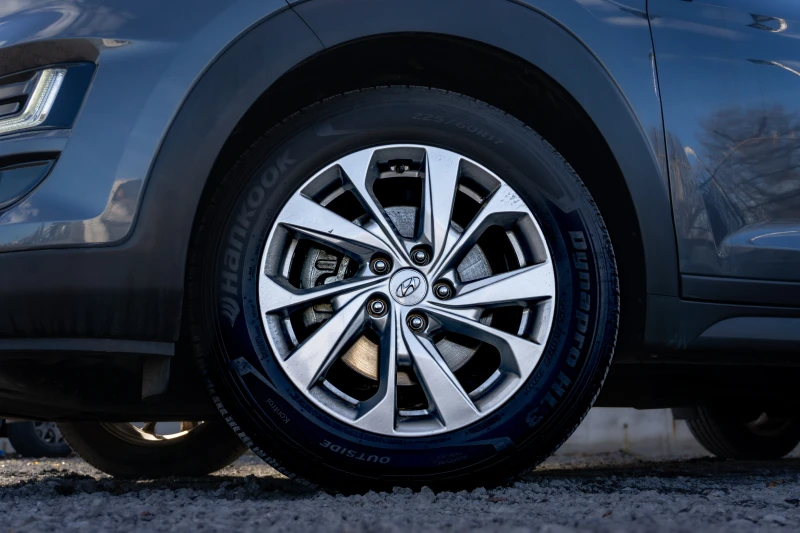 Hyundai Tucson 2.0CRDI-6М.ГАР.РЕАЛНИ КМ., снимка 7 - Автомобили и джипове - 53111917