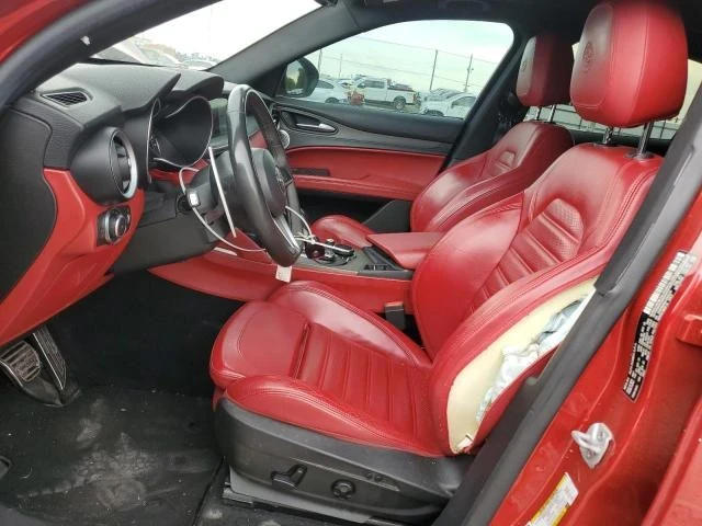 Alfa Romeo Stelvio, снимка 8 - Автомобили и джипове - 48788347