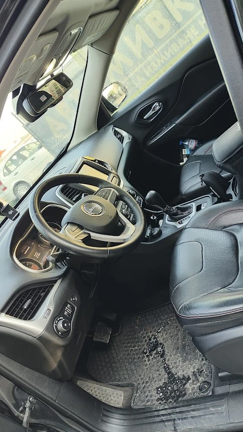 Jeep Cherokee Trailhawk, снимка 5 - Автомобили и джипове - 53306201