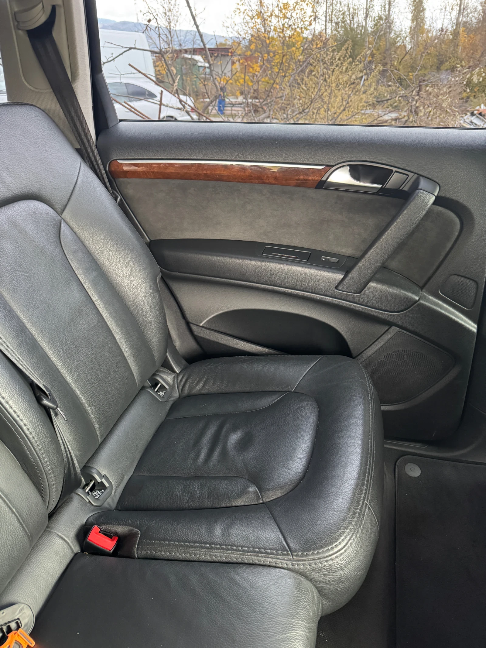 Audi Q7 4.2 Дизел - изображение 2