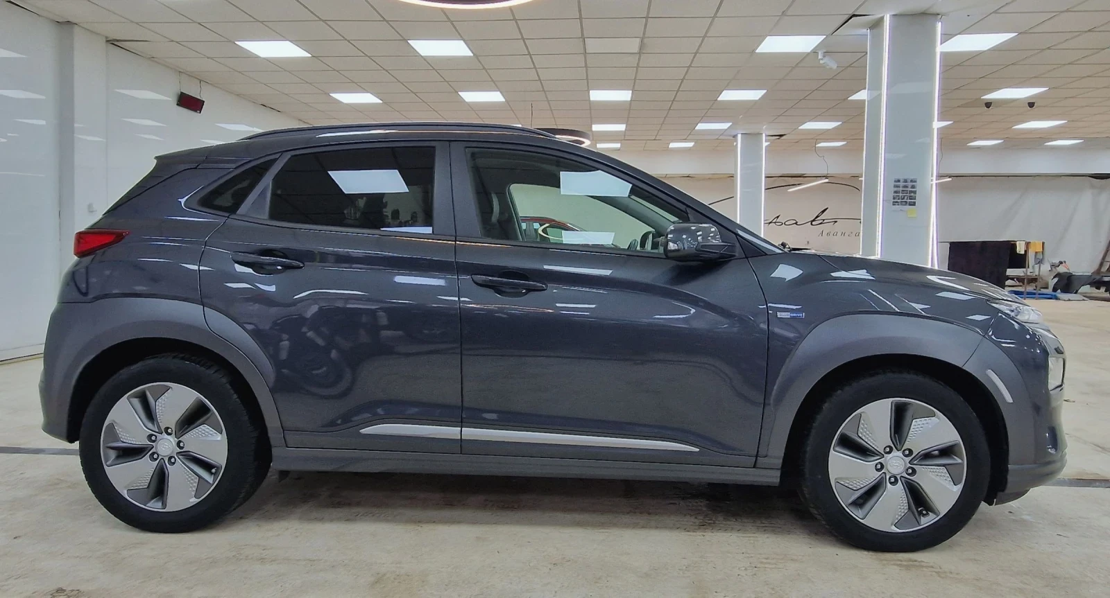Hyundai Kona Black Friday/64KWh/Premium/SOH100 | Mobile.bg   2