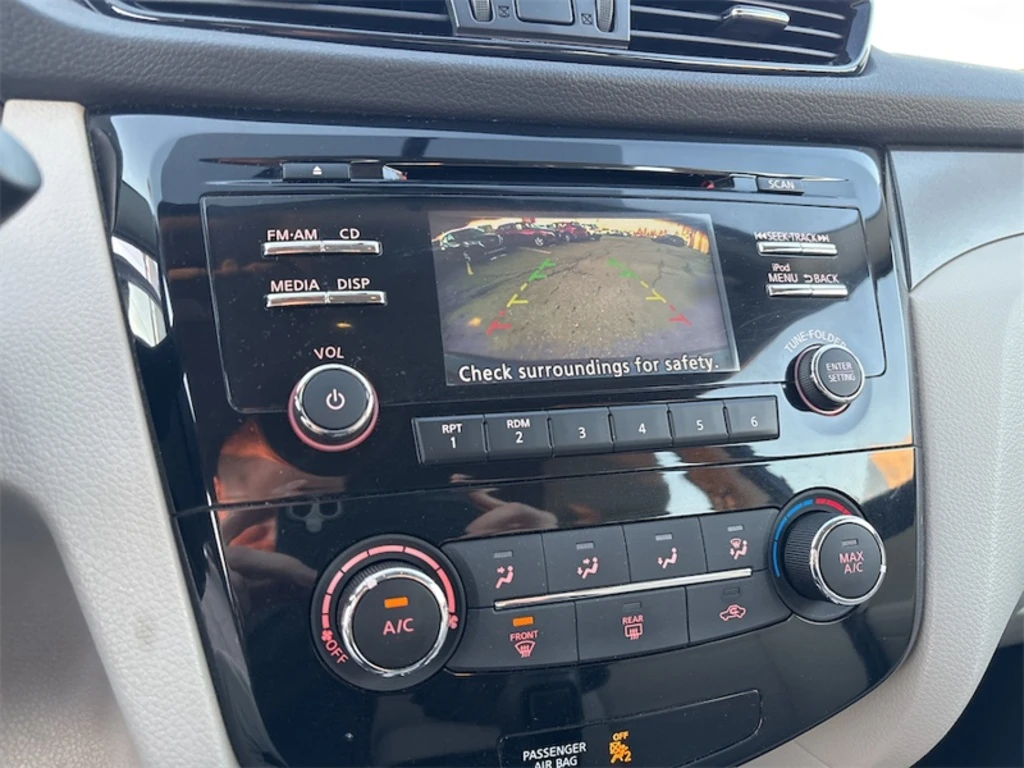 Nissan Rogue * S $500 Winter Tire Credit * CARFAX * ���� �� �� | Mobile.bg � ����������� 15