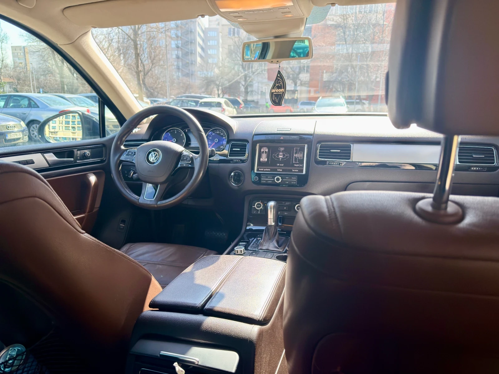 VW Touareg, снимка 6 - Автомобили и джипове - 53745087