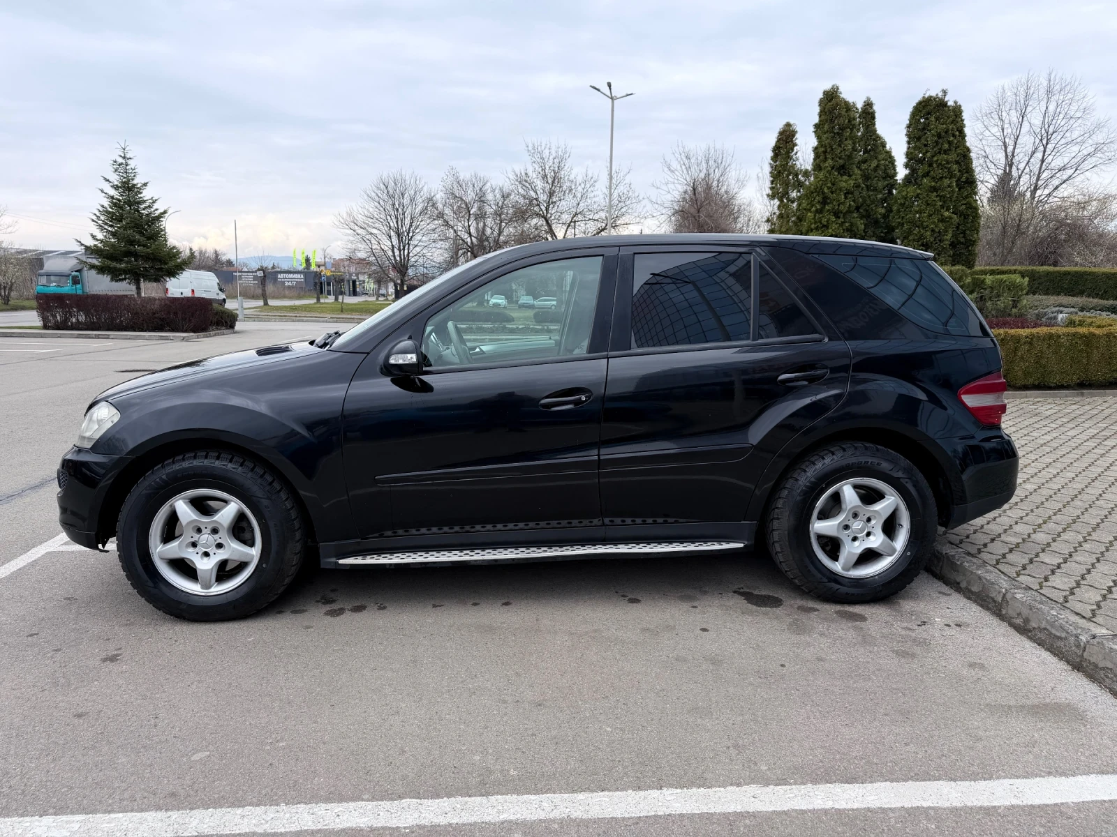 Mercedes-Benz ML 320, снимка 6 - Автомобили и джипове - 54049046