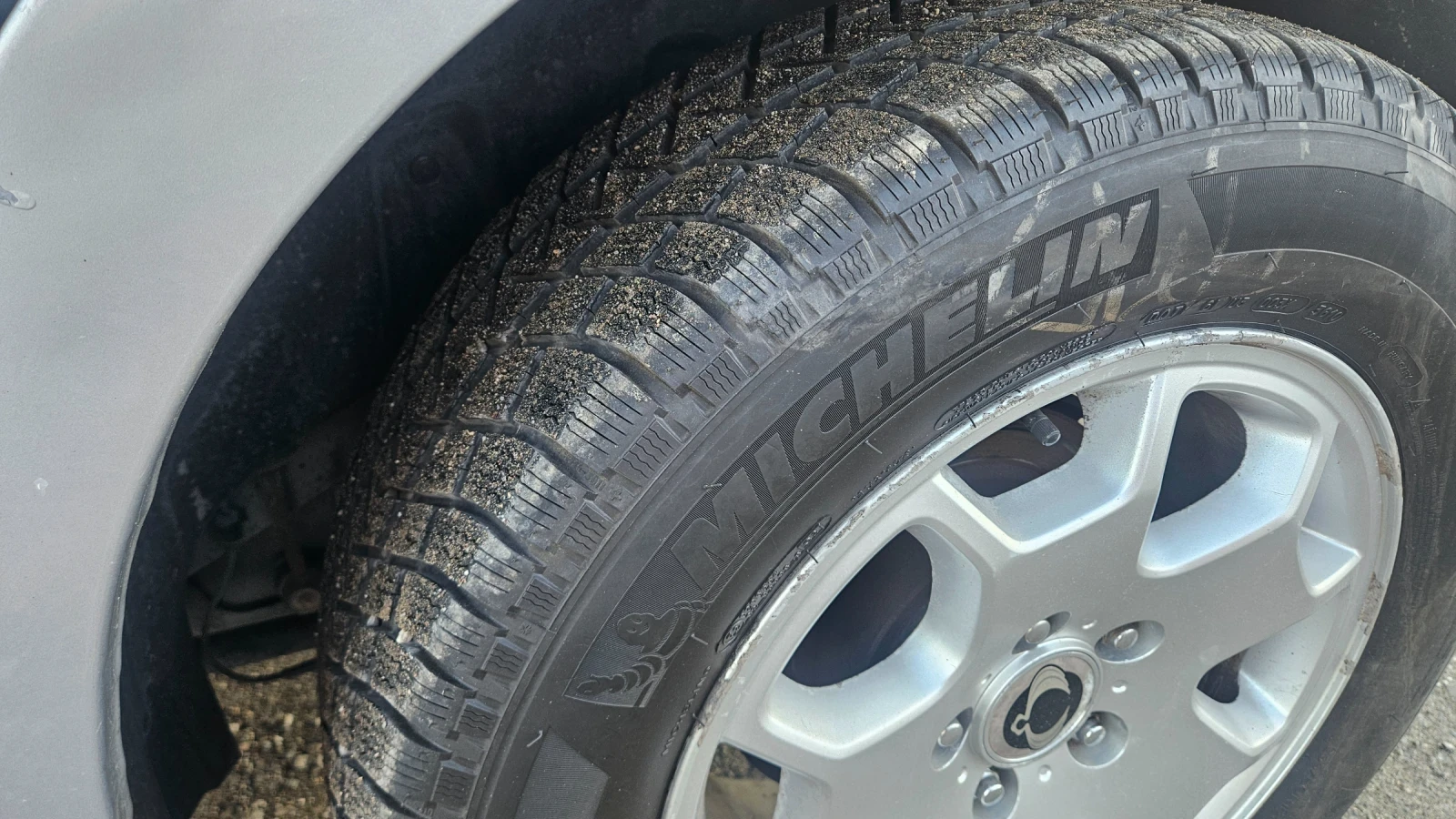 SsangYong Rexton, снимка 8 - Автомобили и джипове - 54088045