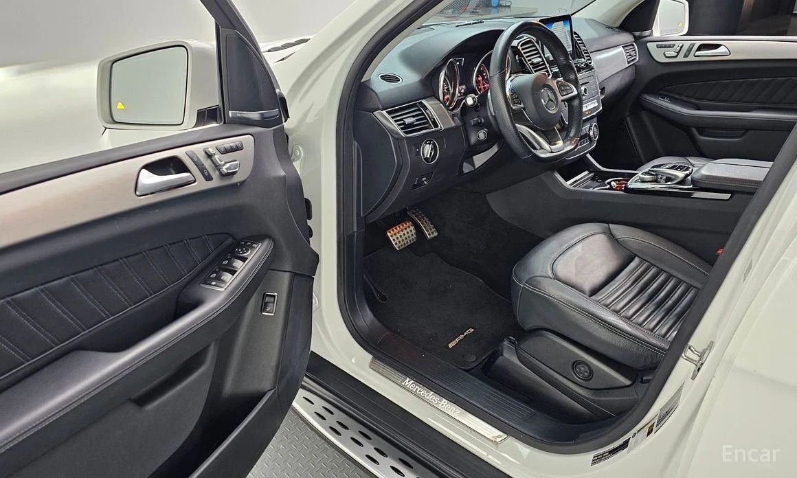 Mercedes-Benz GLE 350, снимка 11 - Автомобили и джипове - 54108165