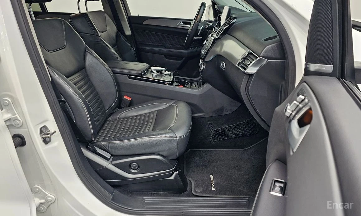 Mercedes-Benz GLE 350, снимка 10 - Автомобили и джипове - 54108165