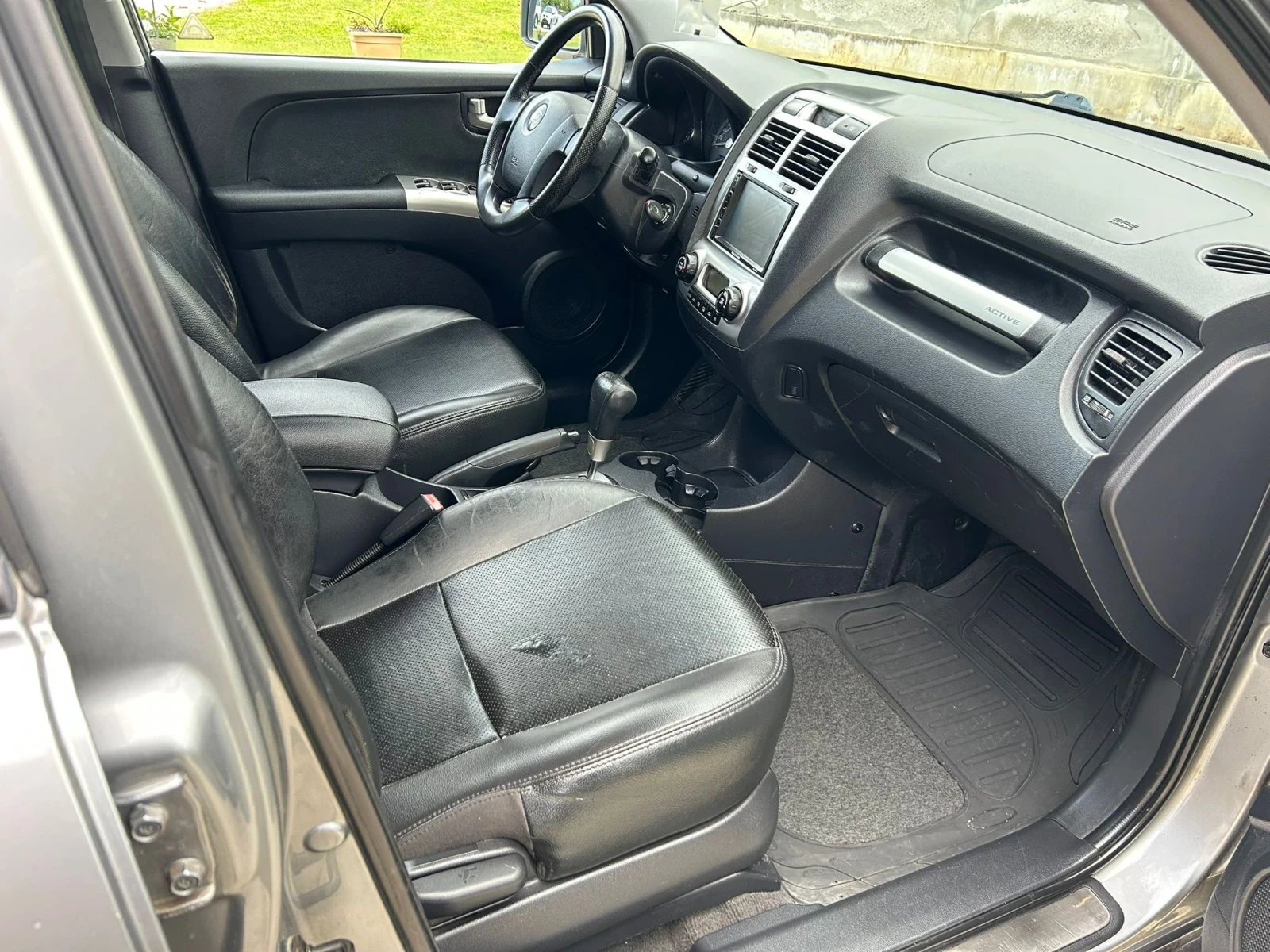 Kia Sportage 2.0 CRDI 112CV Active Class (82 kw), снимка 17 - Автомобили и джипове - 54569864