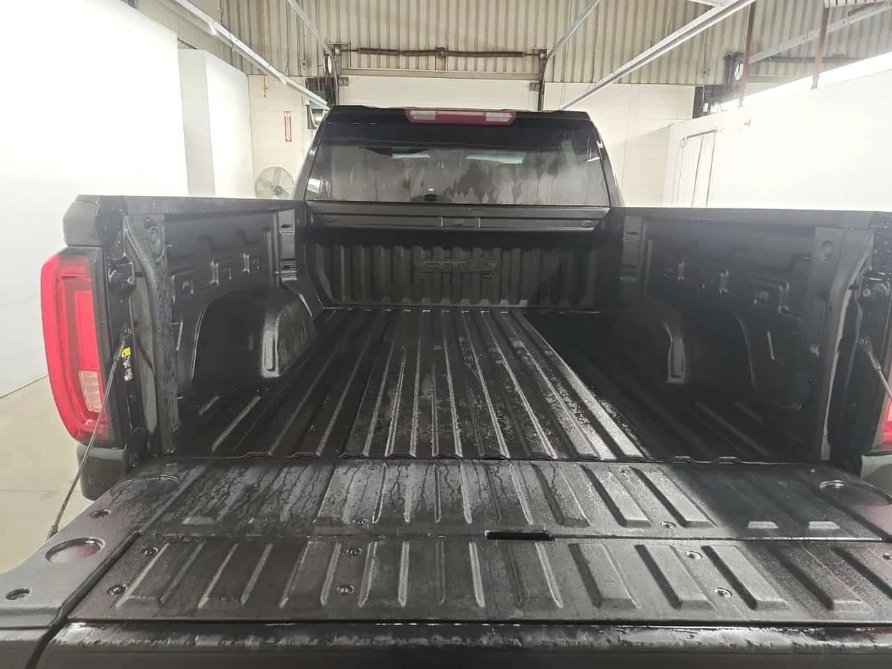 Gmc Sierra * AT4 CREW CAB SHORT BED * CARFAX * БЕЗ ПЪРВОНАЧАЛ, снимка 13 - Автомобили и джипове - 56293118