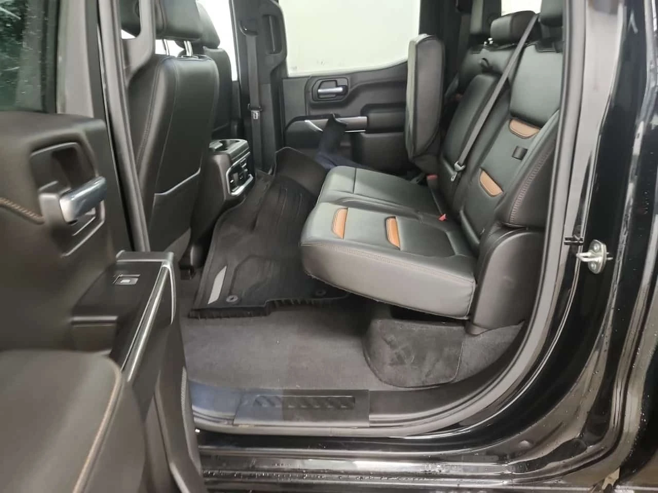 Gmc Sierra * AT4 CREW CAB SHORT BED * CARFAX * БЕЗ ПЪРВОНАЧАЛ, снимка 11 - Автомобили и джипове - 56293118