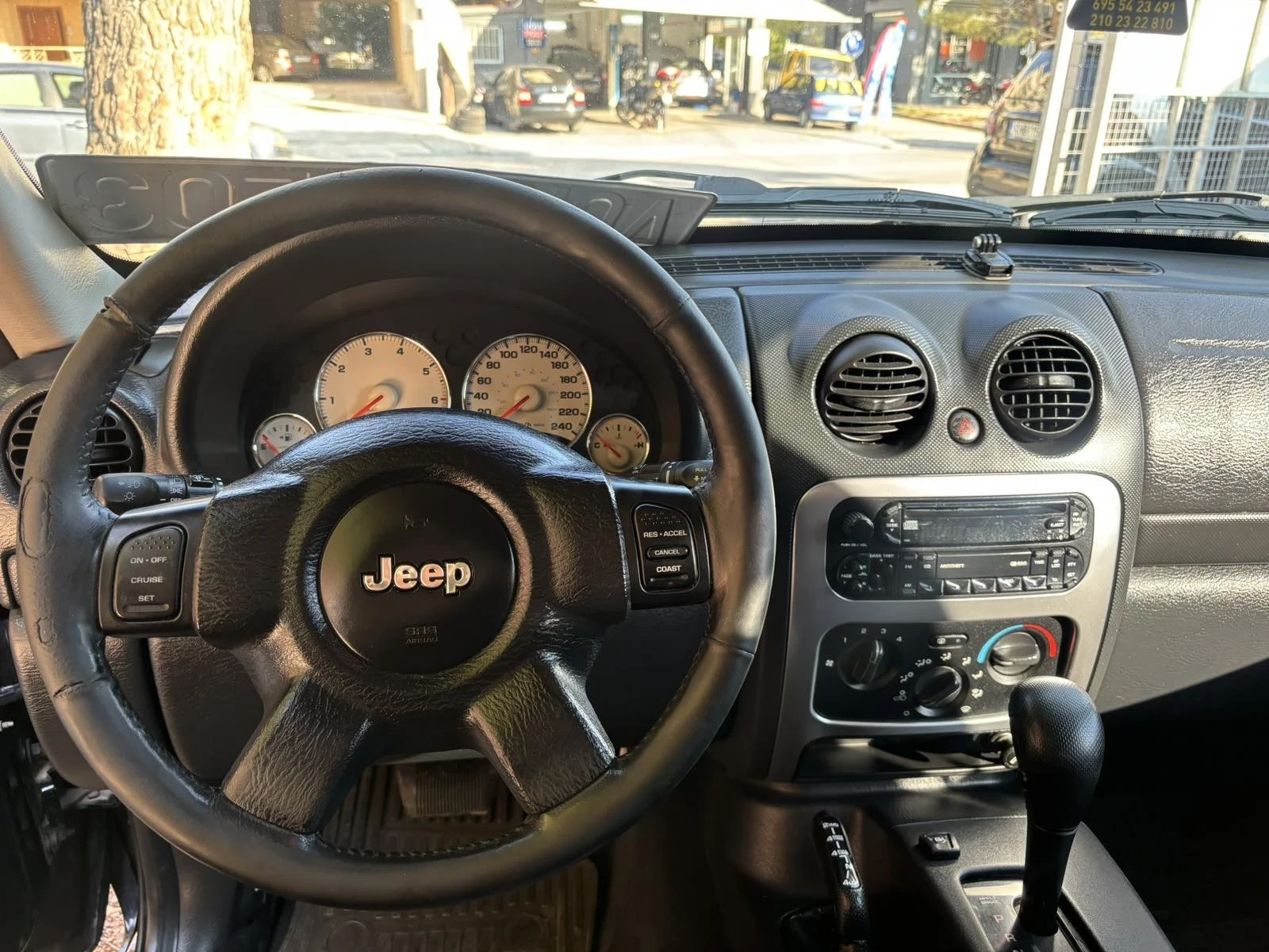 Jeep Cherokee 3.7  V6 GAZ AVTOMAT | Mobile.bg � ����������� 13