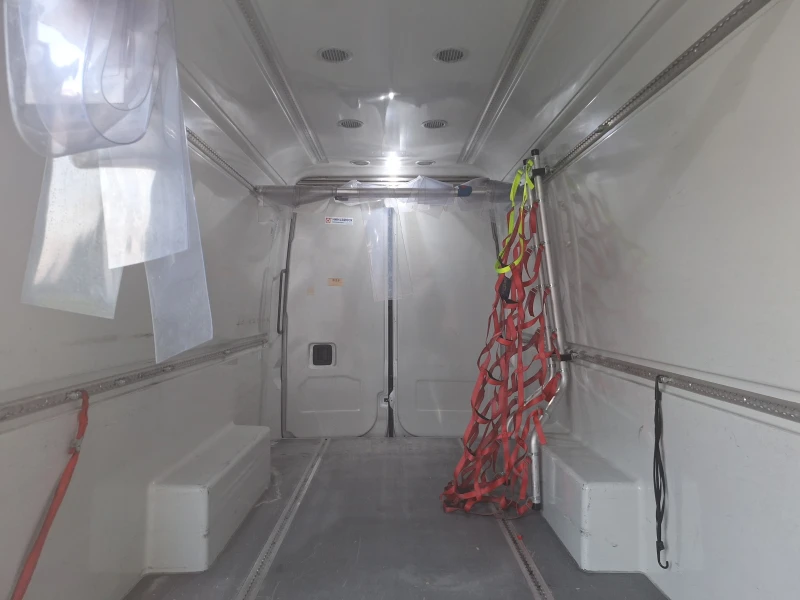 Mercedes-Benz Sprinter 316 ХЛАДИЛЕН ВНОС ШВЕЙЦАРИЯ , снимка 10 - Бусове и автобуси - 51456890