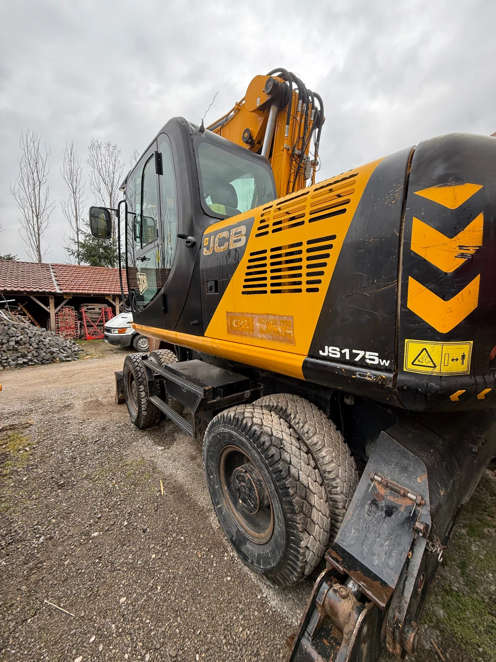 Багер JCB 175, снимка 3 - Индустриална техника - 53959241