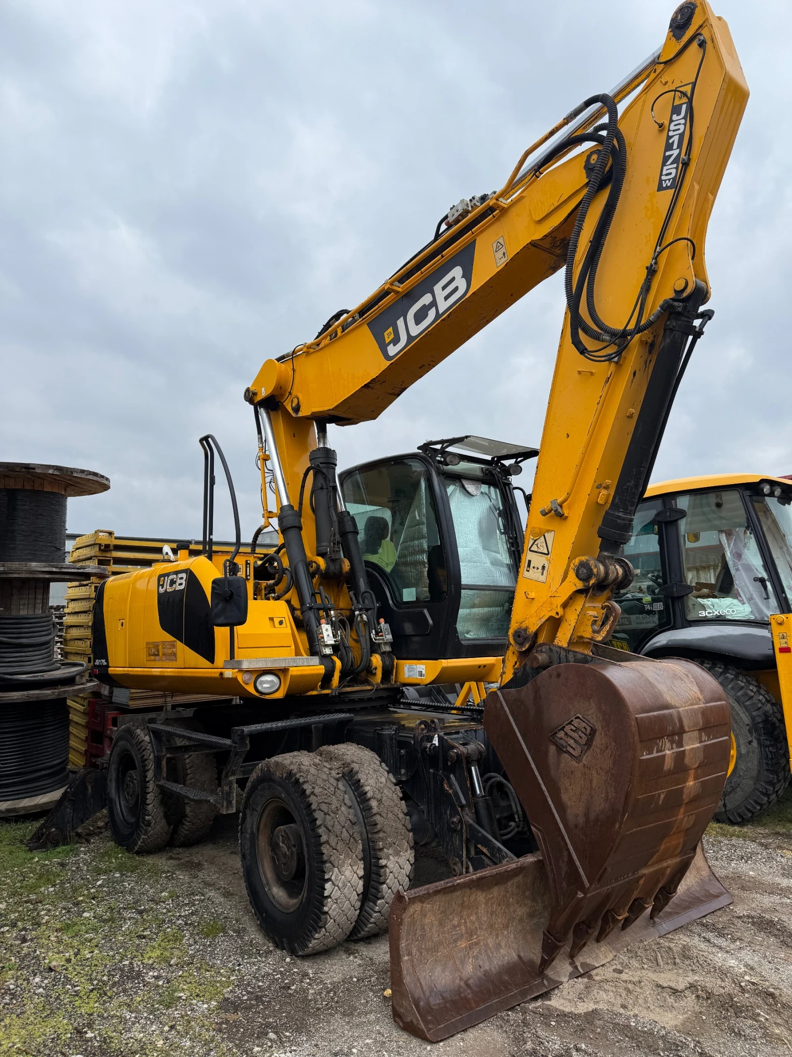 Багер JCB 175 | Auto.bg — изображение 1