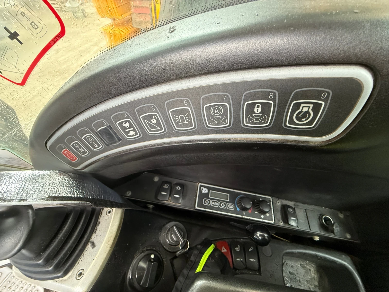 Багер JCB 175, снимка 5 - Индустриална техника - 53959241