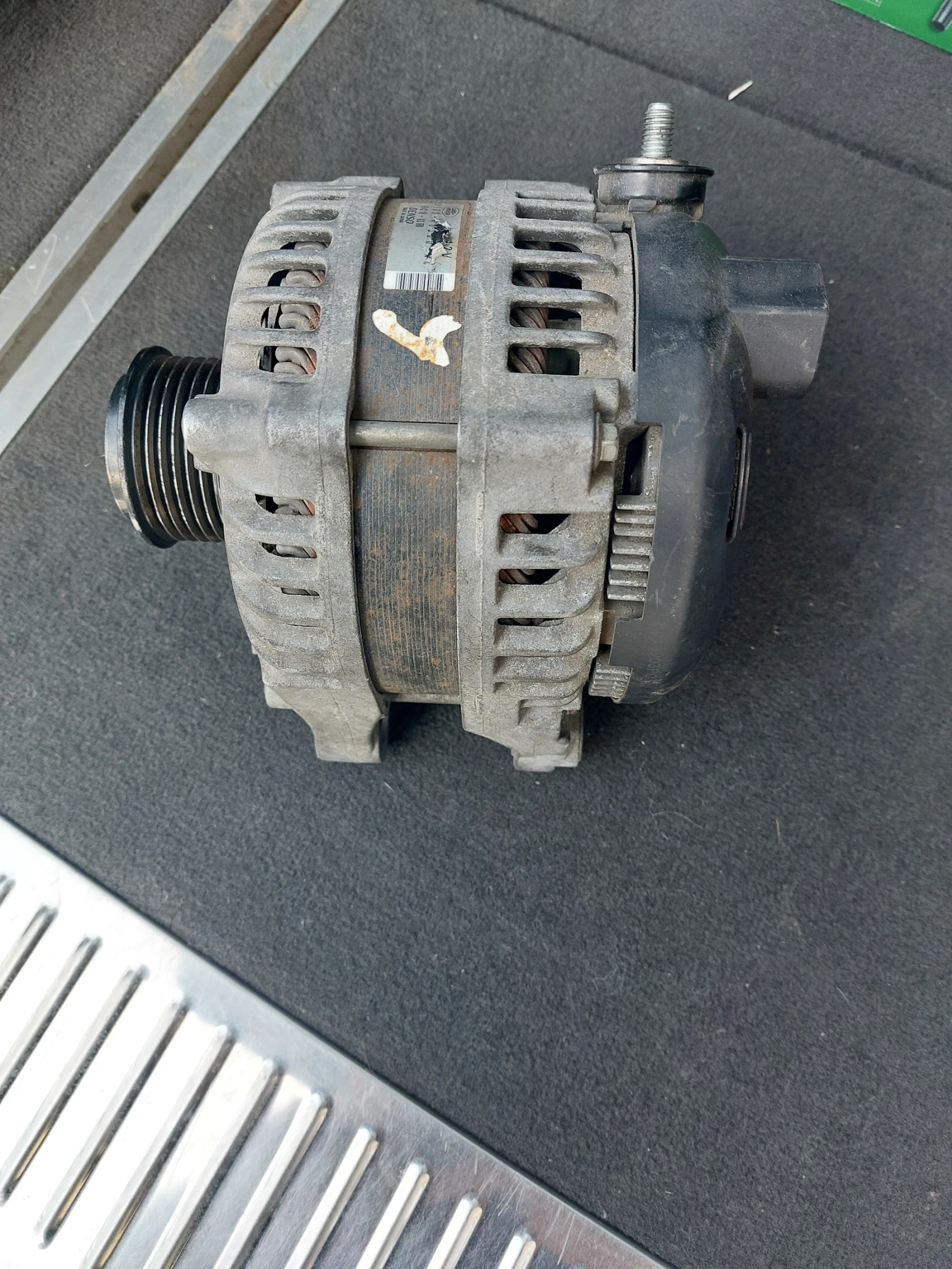 Алтернатор - Jaguar XF 2.2D X250 2011-2014, снимка 2 - Части - 53748033