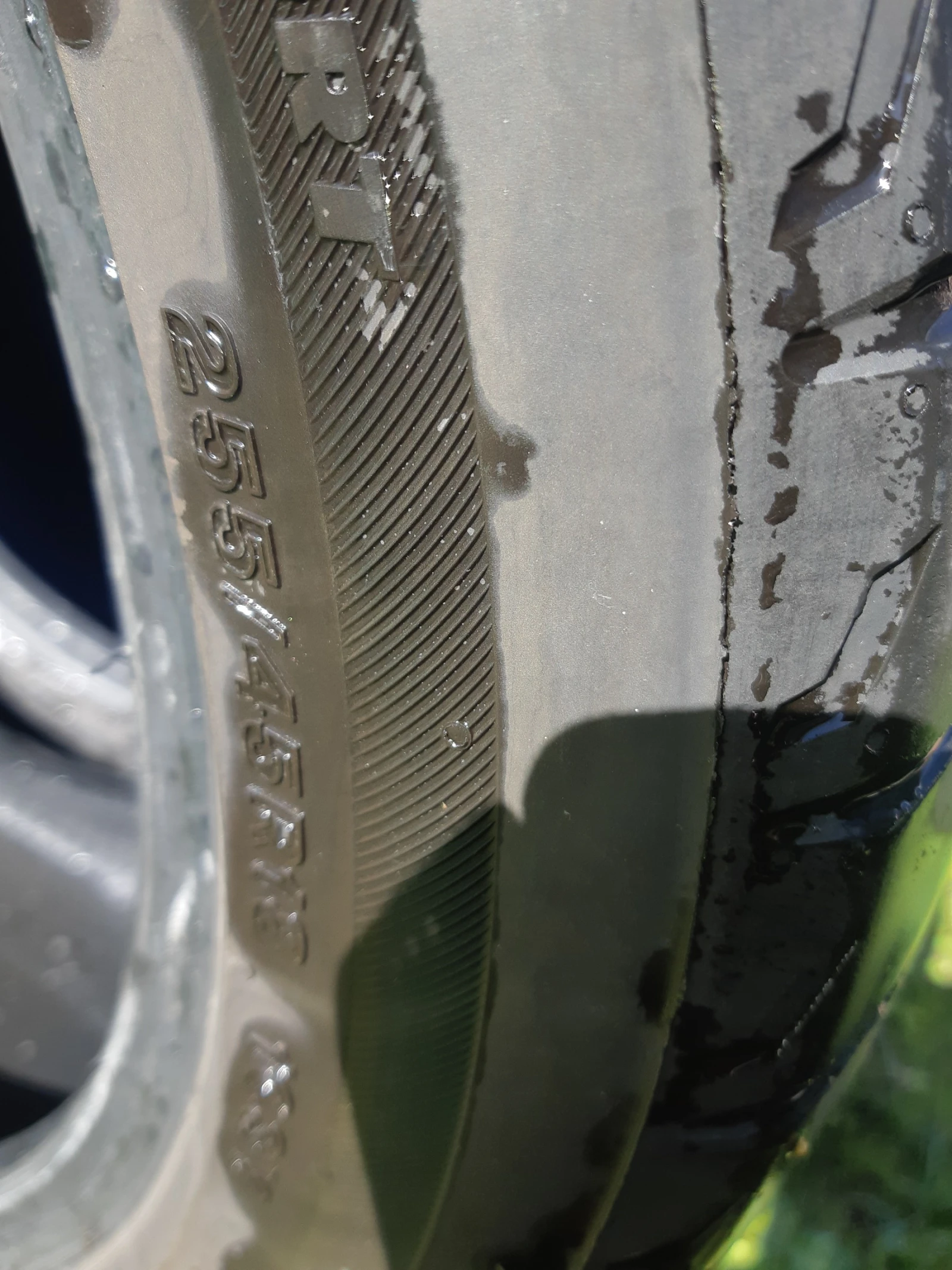 Гуми Летни 255/45R18, снимка 4 - Гуми и джанти - 53833909