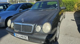 Mercedes-Benz E 200, снимка 1