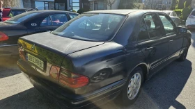 Mercedes-Benz E 200, снимка 10