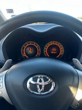 Toyota Auris 1.6 Автоматик 135х.км. , снимка 12