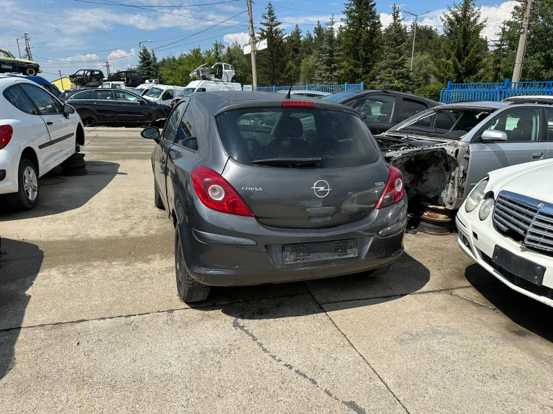 Opel Corsa 1.3 cdti, снимка 2 - Автомобили и джипове - 30349827