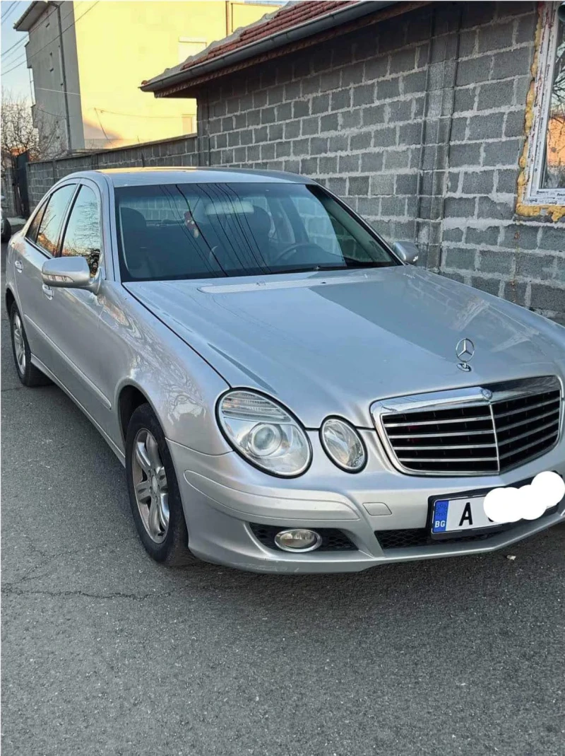 Mercedes-Benz E 200 2.2 cdi, снимка 1 - Автомобили и джипове - 48603149