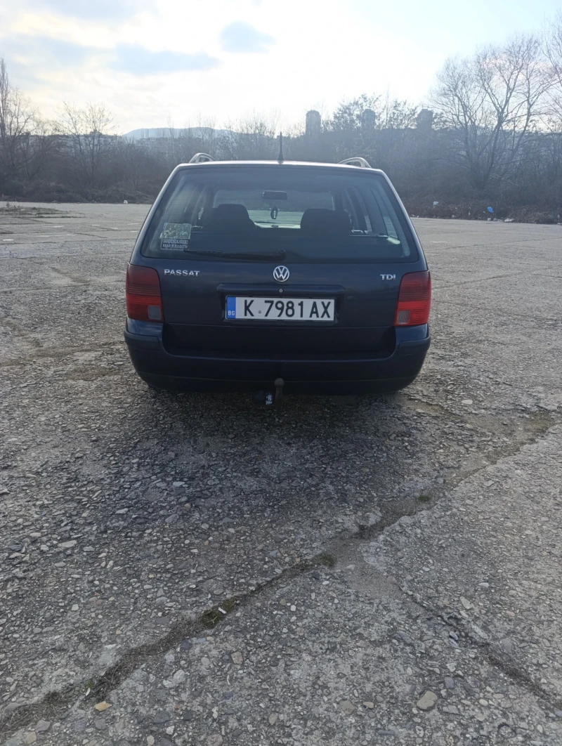 VW Passat, снимка 5 - Автомобили и джипове - 49213901