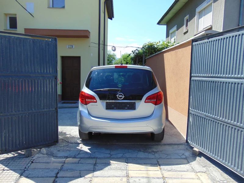 Opel Meriva 1.4 101к.с., снимка 9 - Автомобили и джипове - 51194299