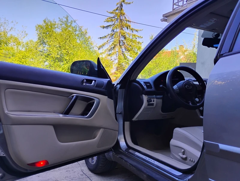 Subaru Outback 3.0 r facelift, снимка 11 - Автомобили и джипове - 52639922