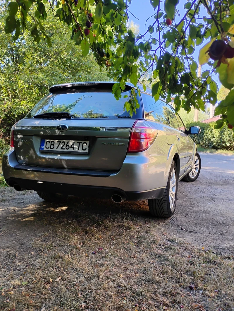 Subaru Outback 3.0 r facelift, снимка 6 - Автомобили и джипове - 52639922
