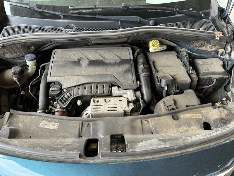 Peugeot 2008, снимка 13 - Автомобили и джипове - 52322778