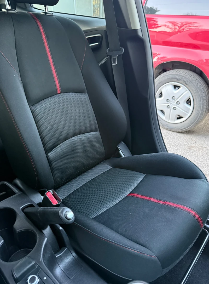 Mazda 2 Skyactiv, снимка 9 - Автомобили и джипове - 52418552