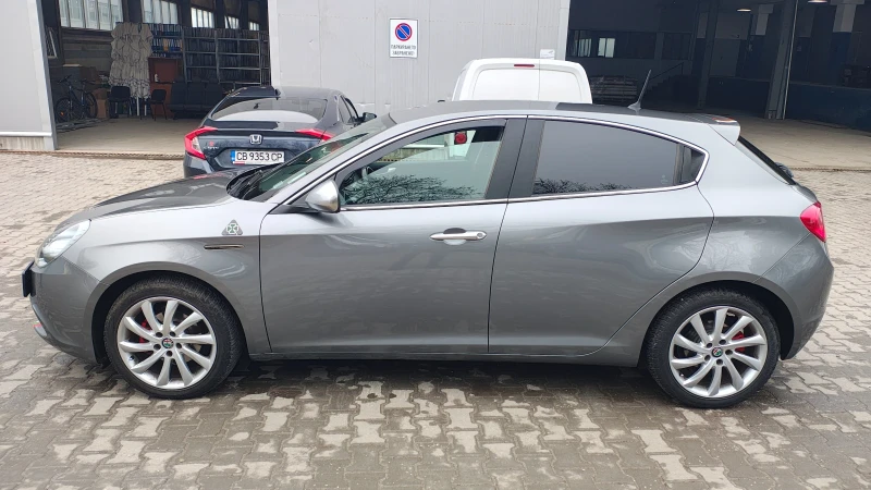 Alfa Romeo Giulietta, снимка 8 - Автомобили и джипове - 52670706