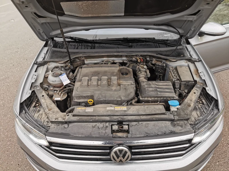 VW Passat 2, 0 TDI 190k.c., снимка 17 - Автомобили и джипове - 53598271