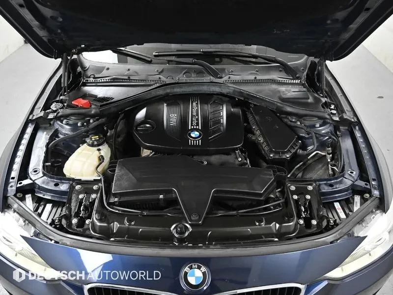 BMW 320 xDrive, снимка 11 - Автомобили и джипове - 53703058