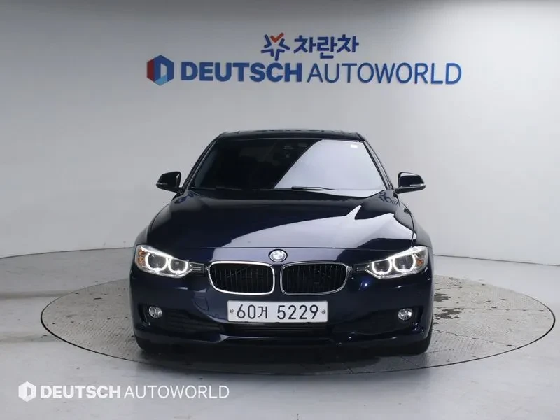 BMW 320 xDrive, снимка 6 - Автомобили и джипове - 53703058
