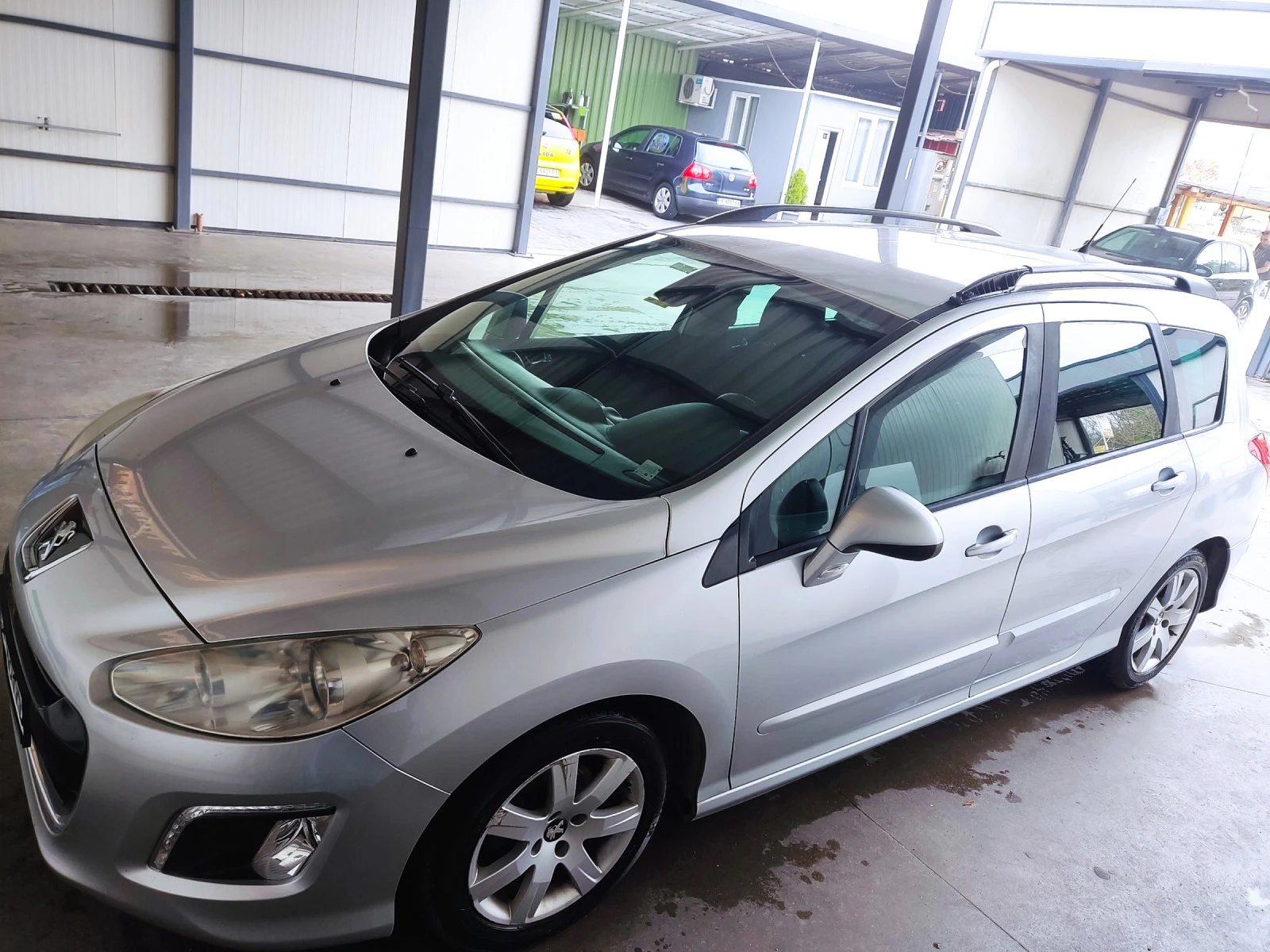 Peugeot 308 1.6 SW. E-HDI - изображение 2