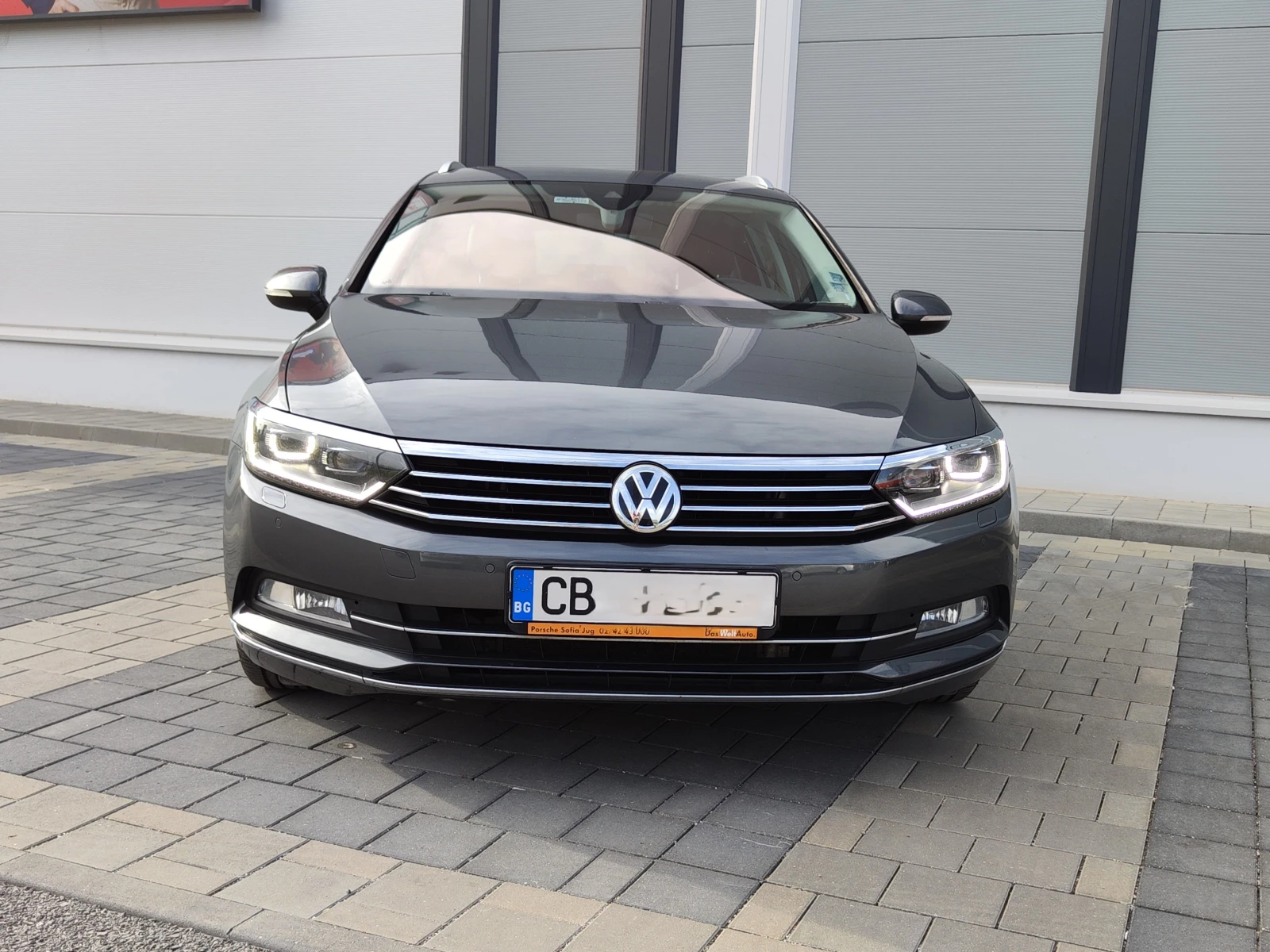 VW Passat 2.0 TDI DSG Highline - изображение 3