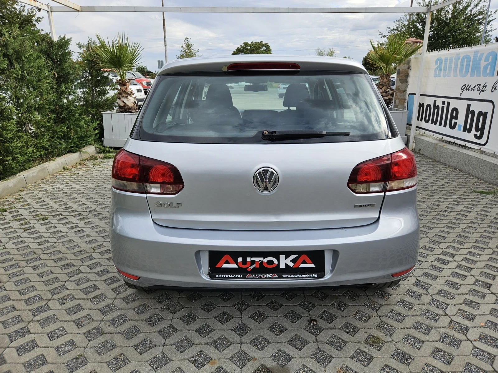 VW Golf 1.6i-102kc= ФАБРИЧНА ГАЗ= HIGHLINE= АВТОПИЛОТ= НАВ - изображение 4