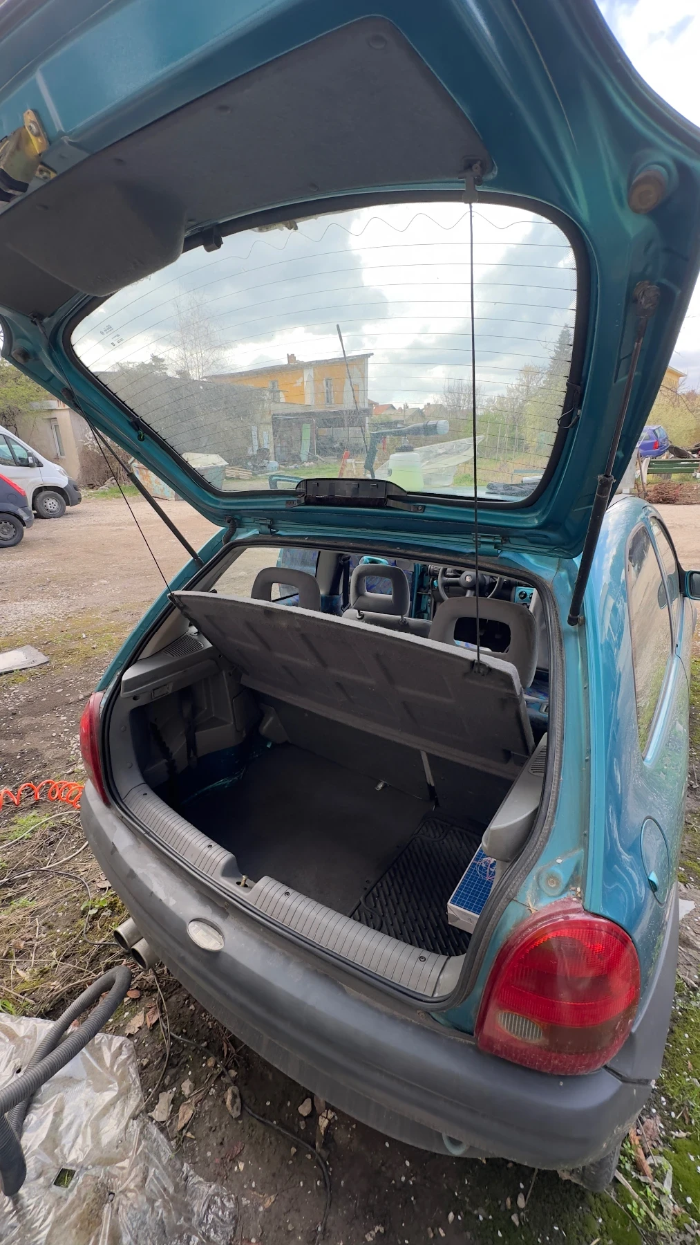 Opel Corsa Joy - изображение 8