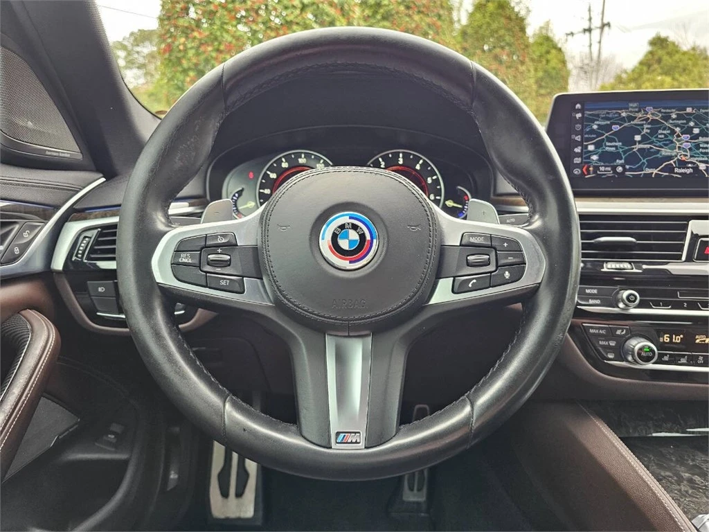 BMW 540 M-PACK* CUSTOM+ + * МАСАЖ* ОБДУХ* HARMAN* 360* HEA - изображение 8