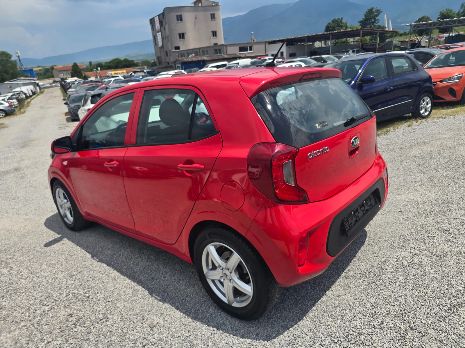 Kia Picanto 1.0I-70K.C-EURO6B-FACE - изображение 7