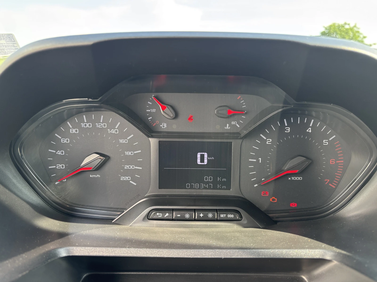 Peugeot Partner 1.5 HDI Подходяща за сервиз  - изображение 10