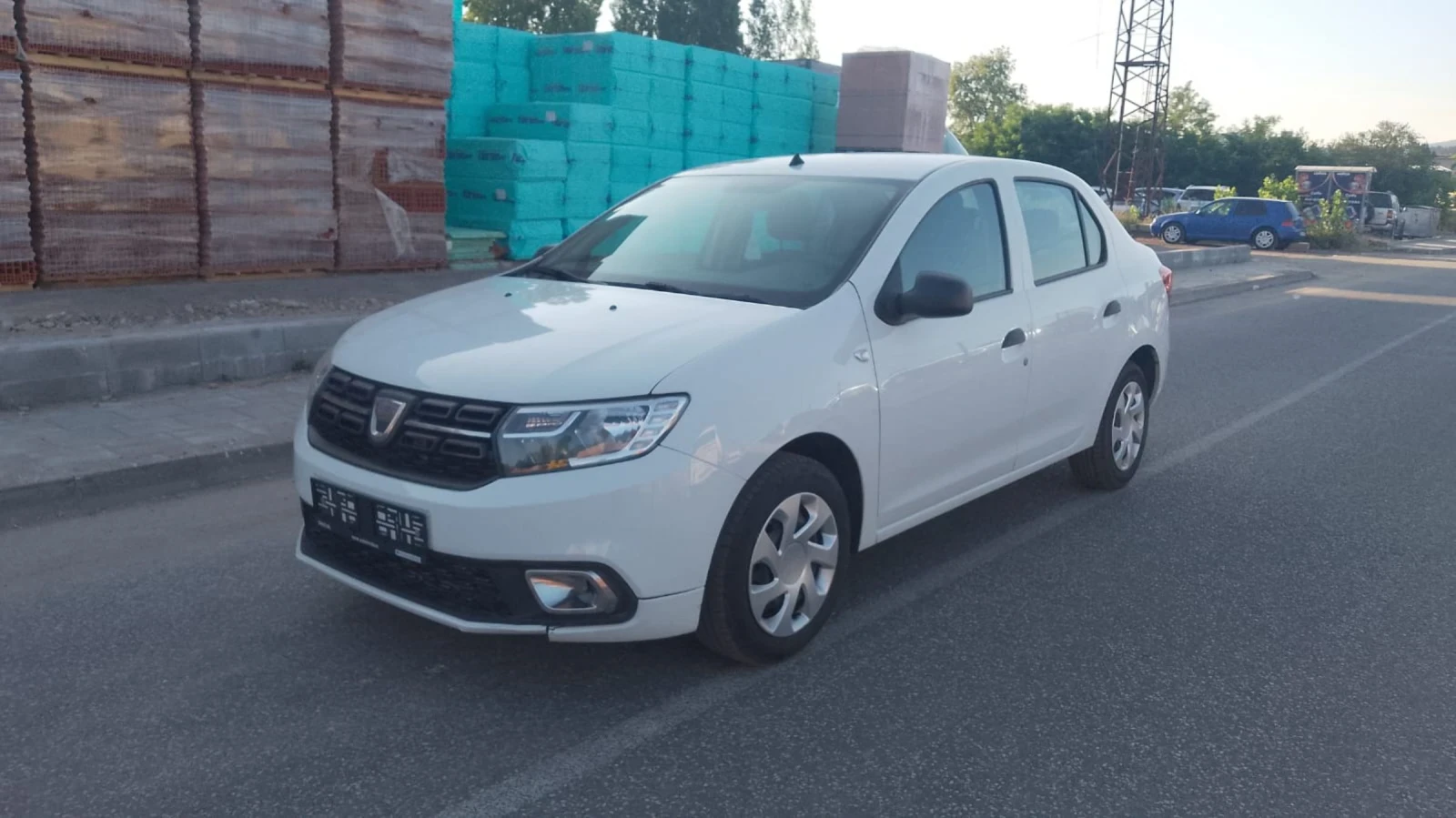 Dacia Logan 1, 0 газ /бензин 2020г - изображение 2