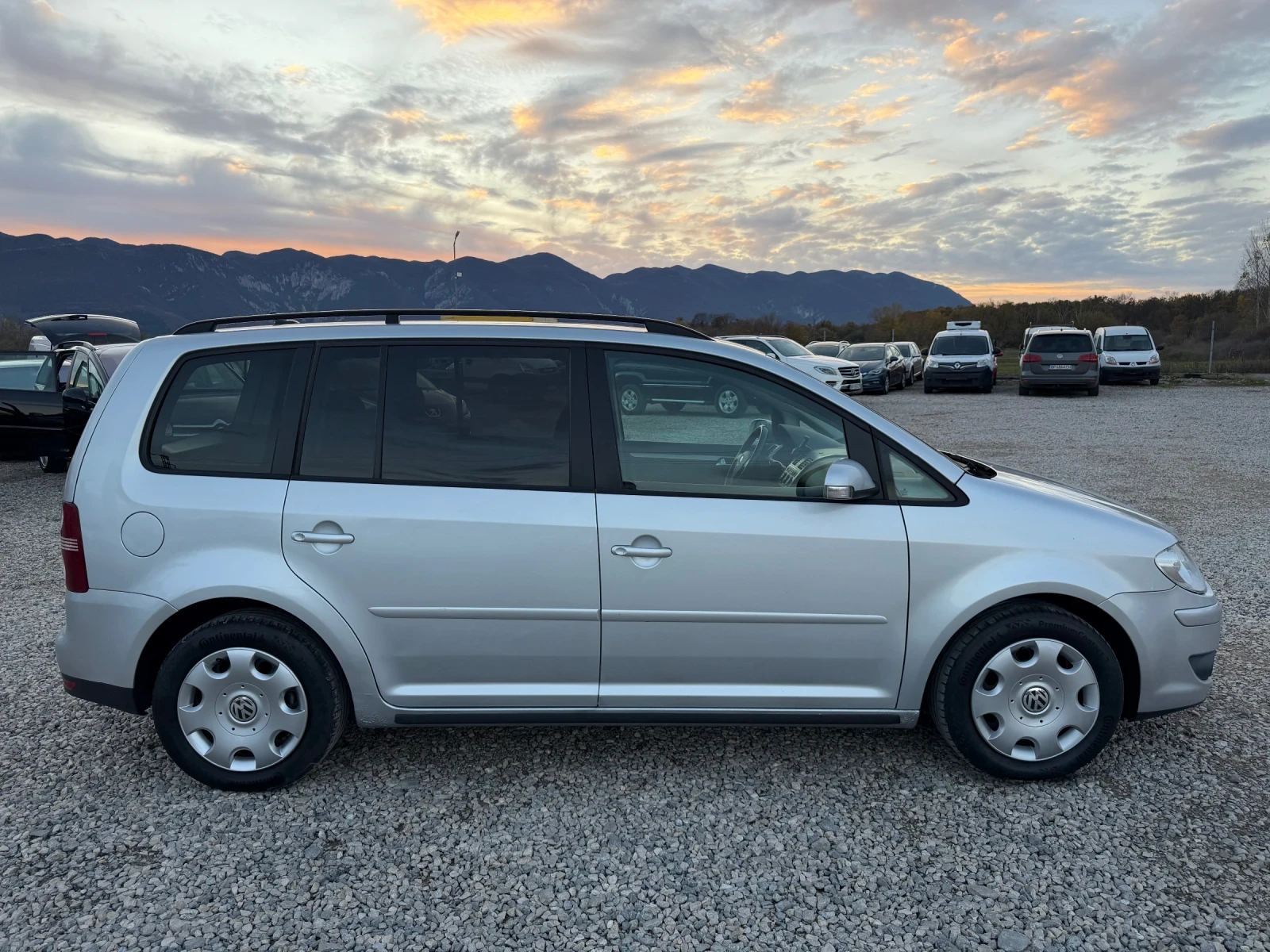 VW Touran 1.9TDI-105PS | Mobile.bg   4